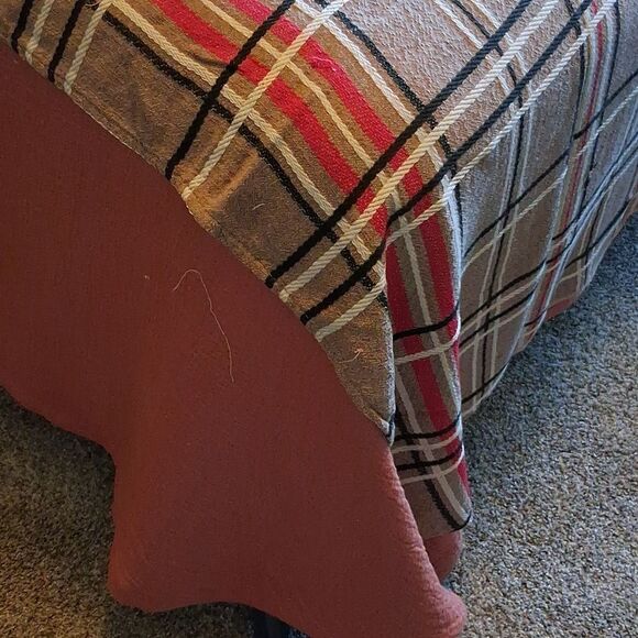 Plaid Western style Blanket/ Throw - XL twin or full size, or Sofa throw. - Picture 6 of 9